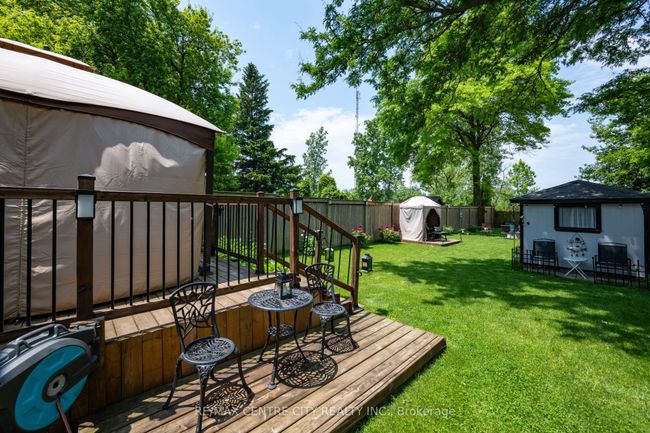 150 Culver Cres, House attached with 3 bedrooms, 1 bathrooms and 3 parking in London ON | Image 25
