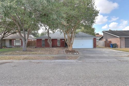 6405 Clairfield St, Corpus Christi, TX, 78414-3520 | Card Image