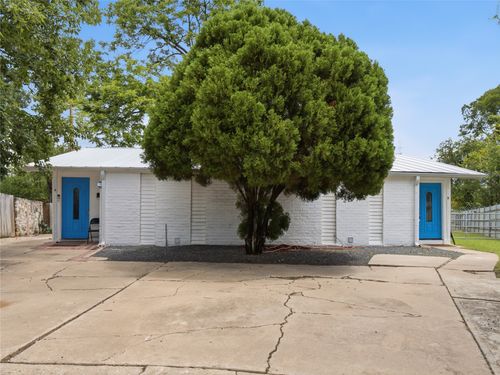 1108 Jolena Cir, Austin, TX, 78721-3214 | Card Image