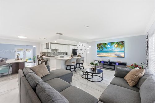 9771 Nw 24th Pl, Sunrise, FL, 33322-2769 | Card Image