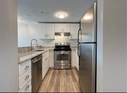 206-200 Woodlawn Ave, North Providence, RI, 02904 | Card Image