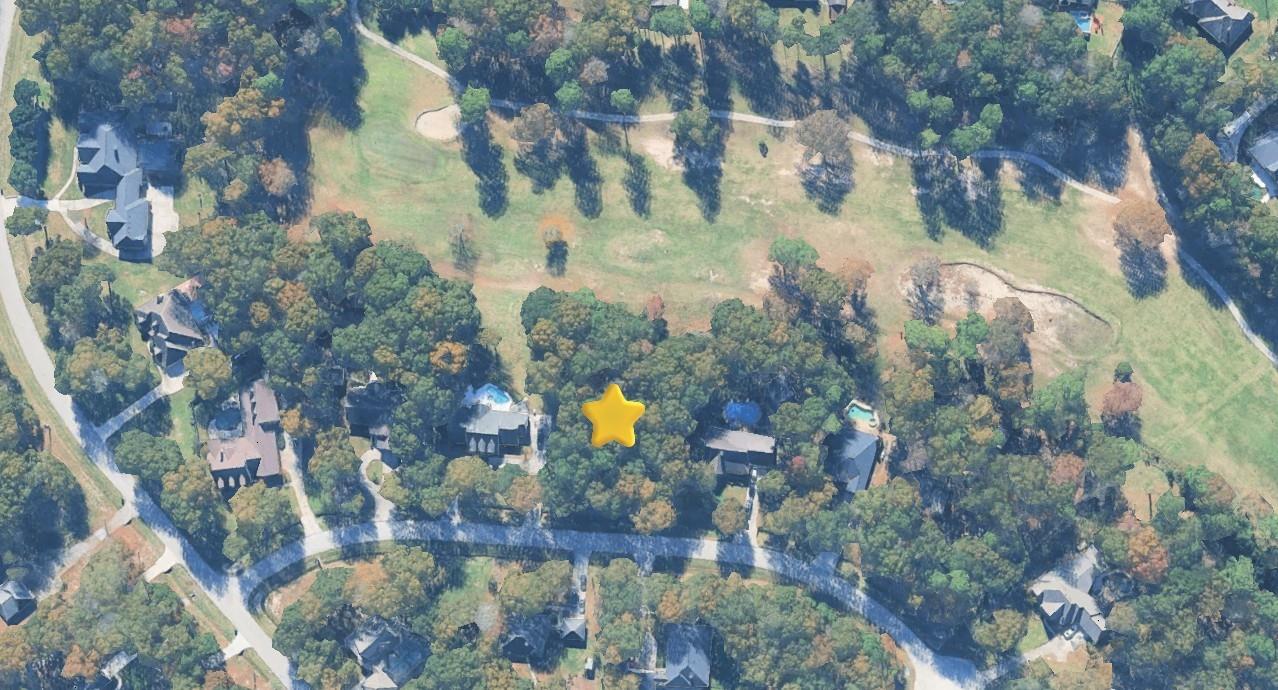 Land in Huffman