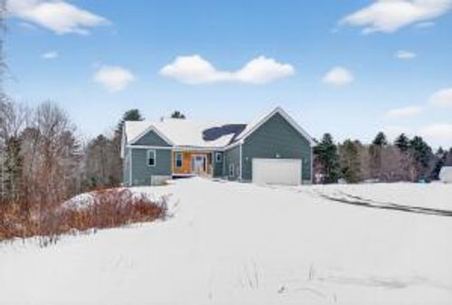 32 Middle Jam Road, Gorham, ME, 04038 | Card Image