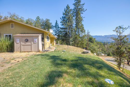 12748 Water Gap Rd, Williams, OR, 97544-9532 | Card Image
