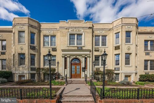apt-101-3024 Wisconsin Ave Nw, WASHINGTON, DC, 20016-5153 | Card Image