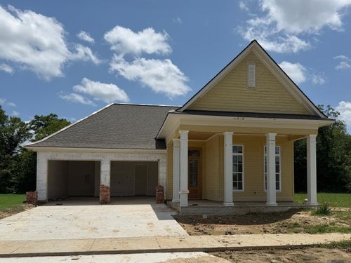8619 Greenbrier Cove Rd, Baton Rouge, LA, 70817-4052 | Card Image