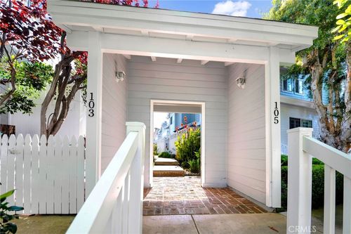 e-105 N Broadway, Redondo Beach, CA, 90277-3152 | Card Image