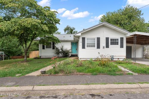 102 Kingsley Rd, Oak Ridge, TN, 37830-5433 | Card Image
