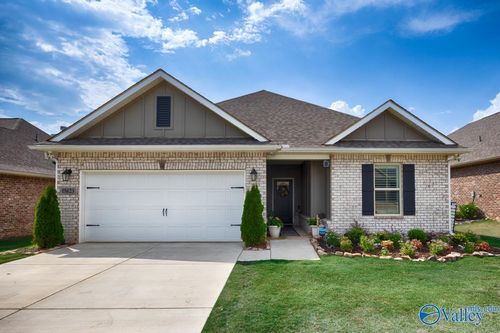 15623 Mizewell Ln, Harvest, AL, 35749-2303 | Card Image