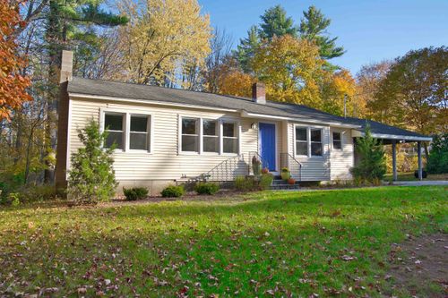 35 Bow Center Road, Bow, NH, 03304 | Card Image