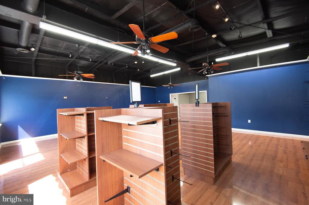 Commercial Sale in CAMBRIDGE 2