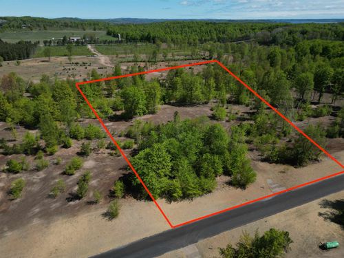 1087 E Solaris Way, Kasson Township, MI, 49664 | Card Image