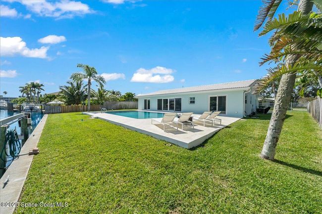 161 Bahama Blvd, House other with 3 bedrooms, 3 bathrooms and null parking in Cocoa Beach FL | Image 19