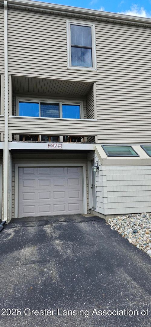 70-2095 Fox Hollow Dr, Okemos, MI, 48864-3947 | Card Image