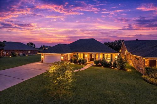 414 Moonraker Dr, Slidell, LA, 70458-5527 | Card Image