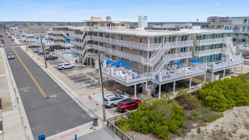 210-8401 Atlantic Ave, Wildwood Crest, NJ, 08260-3501 | Card Image