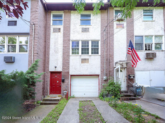 Cebra Ave, Staten Island, NY 10304