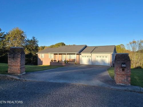 156 El Sara Dr, New Tazewell, TN, 37825-7134 | Card Image