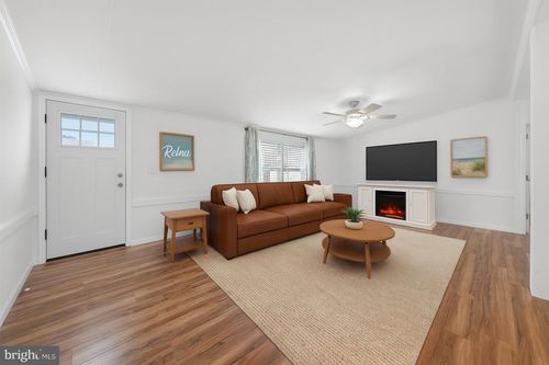 33409 Hartford Ct, LEWES, DE, 19958-5246 | Card Image