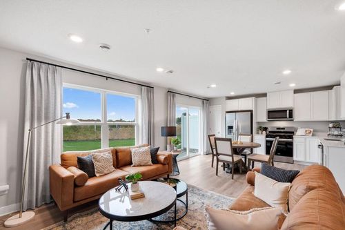 13720 Kaylemore Trl, Rosemount, MN, 55068-4865 | Card Image