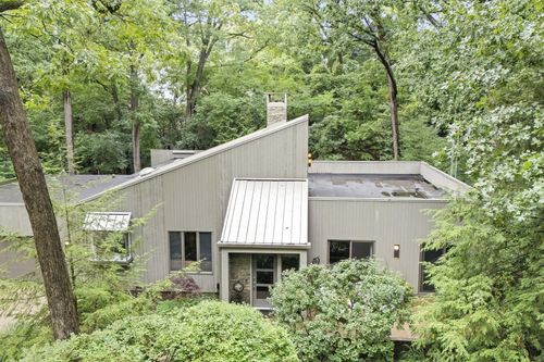 4152 Hillside Trl, New Buffalo, MI, 49117-9183 | Card Image