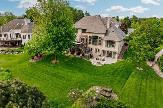 W226N3550 Wethersfield Road, House other with 5 bedrooms, 3 bathrooms and null parking in Pewaukee WI | Image 46