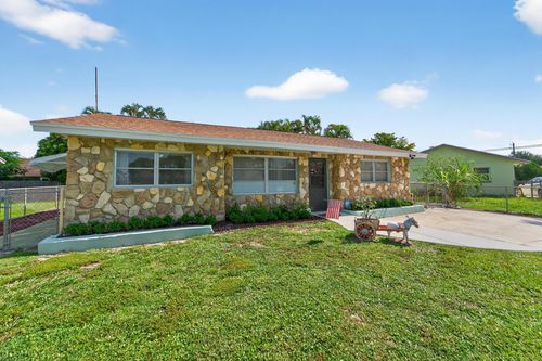 5531 S 35th Ct, Greenacres, FL, 33463-3215 | Card Image