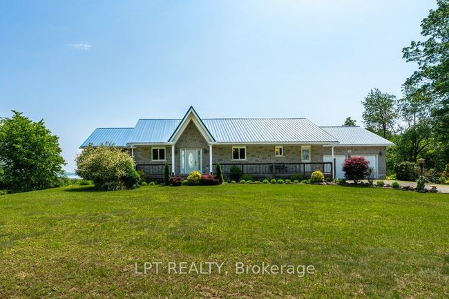 32 Chisamore Point Rd, House other with 3 bedrooms, 2 bathrooms and 10 parking in Gananoque ON | Image 43