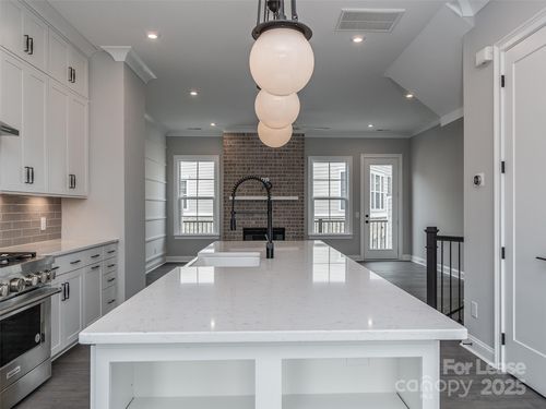 223 Emerson Ave, Charlotte, NC, 28204-4363 | Card Image