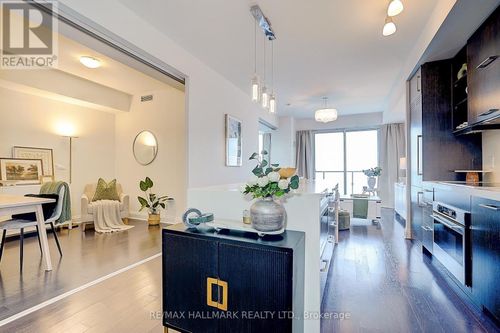 2906-65 St Mary St, Toronto, ON, M5S0A6 | Card Image