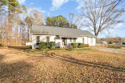 5607 Golden Needle Dr, Mc Leansville, NC, 27301-9763 | Card Image