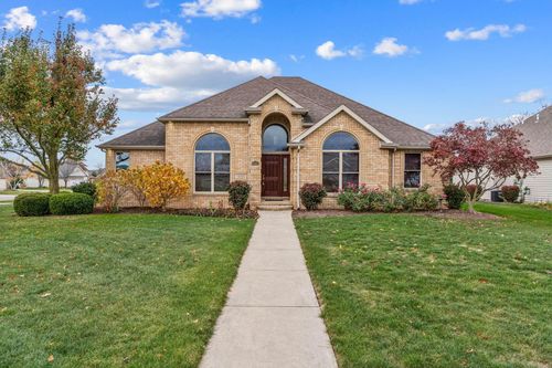 8130 Shawnee Forest Dr, Findlay, OH, 45840-8667 | Card Image