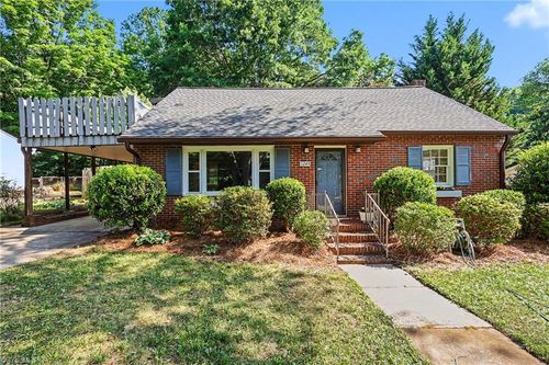 1249 Wedgewood Dr, Winston-Salem, NC, 27103-4211 | Card Image