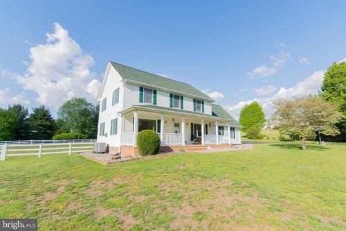 217 Whitmer Rd, SHENANDOAH JUNCTION, WV, 25442-4746 | Card Image