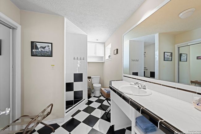 1120 Highway 39, House other with 12 bedrooms, 11 bathrooms and null parking in Ingram TX | Image 14