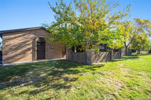 9-224 Country Club Dr, Saint Clair Shores, MI, 48082-1057 | Card Image