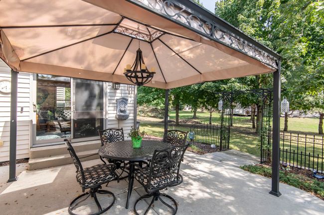 504 Eastern Trl, House other with 4 bedrooms, 4 bathrooms and null parking in MUKWONAGO WI | Image 54