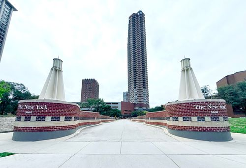 apt-1309-3660 N Lake Shore Dr, Chicago, IL, 60613-5307 | Card Image