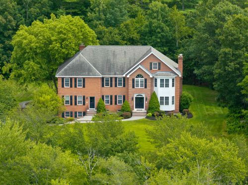 8 Arcadia Ln, Salem, NH, 03079-5601 | Card Image