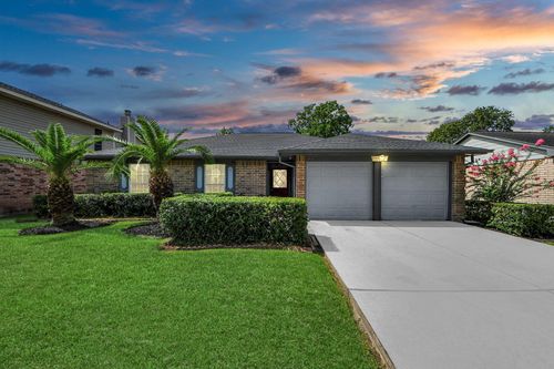 10940 Mesquite Dr, La Porte, TX, 77571-4336 | Card Image
