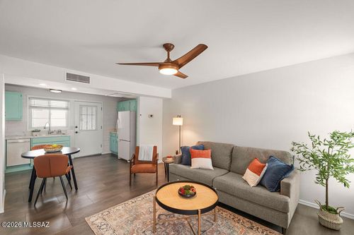 b-184 S La Canada Dr, Green Valley, AZ, 85614-2642 | Card Image