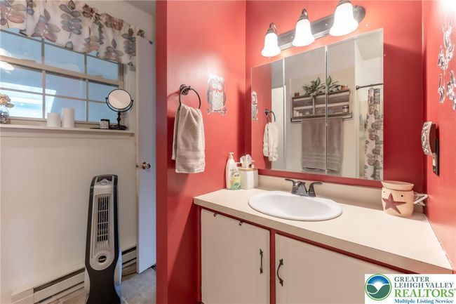 3195 Audubon St, House other with 4 bedrooms, 2 bathrooms and null parking in Palmer Twp PA | Image 28