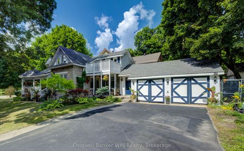 215 Birmingham St E, Mount Forest, ON, N0G2L2 | Card Image