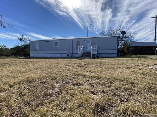 113 Lake Ave, Mertzon, TX, 76941 | Card Image