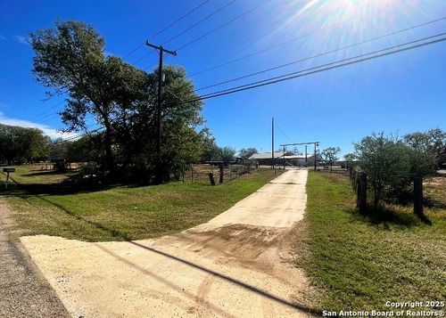 11612 Loop 107, Adkins, TX, 78101-4703 | Card Image