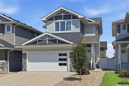 377 Germain Manor, House with 4 bedrooms, 4 bathrooms and 4 parking in Saskatoon SK | Card Image