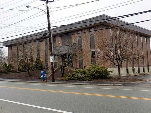 ste-305-250 Wampanoag Trl, Riverside, RI, 02915-2217 | Card Image