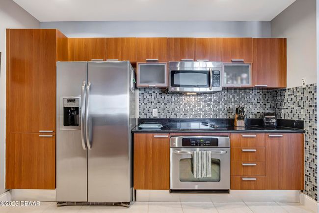 2503 - 241 Riverside Dr, Condo with 2 bedrooms, 2 bathrooms and null parking in HOLLY HILL FL | Image 5