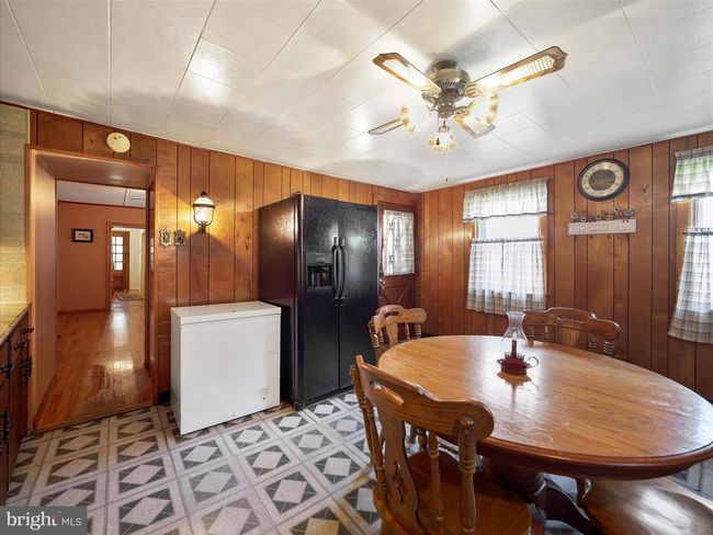 62 N 4 Th St, Home with 3 bedrooms, 1 bathrooms and null parking in CHAMBERSBURG PA | Image 7