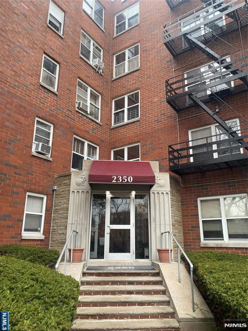 2350 Linwood Ave, Fort Lee, NJ, 07024-3864 | Card Image